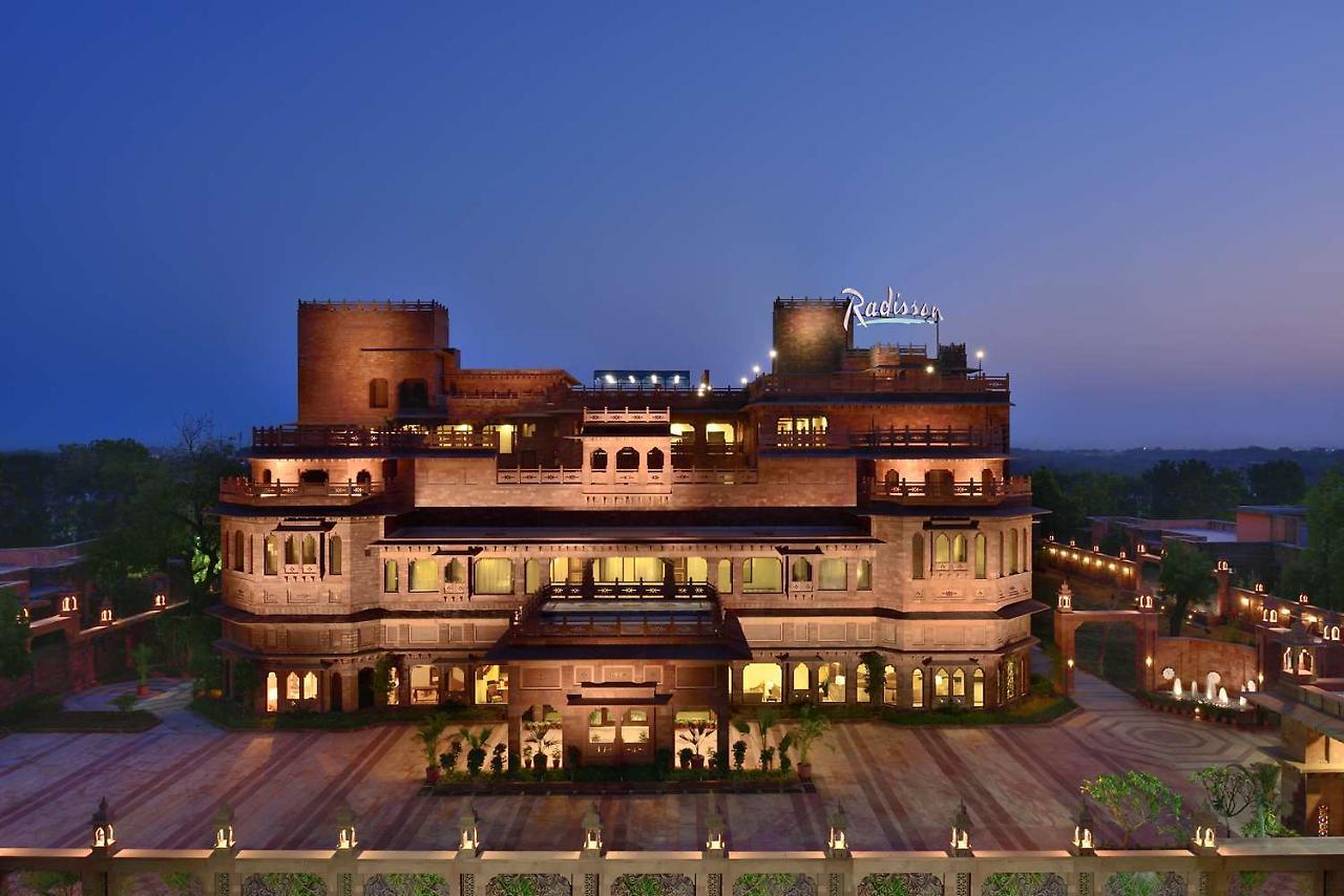 Radisson Jodhpur Hotel Jodhpur  Luaran gambar The Oberoi Udaivilas Palace