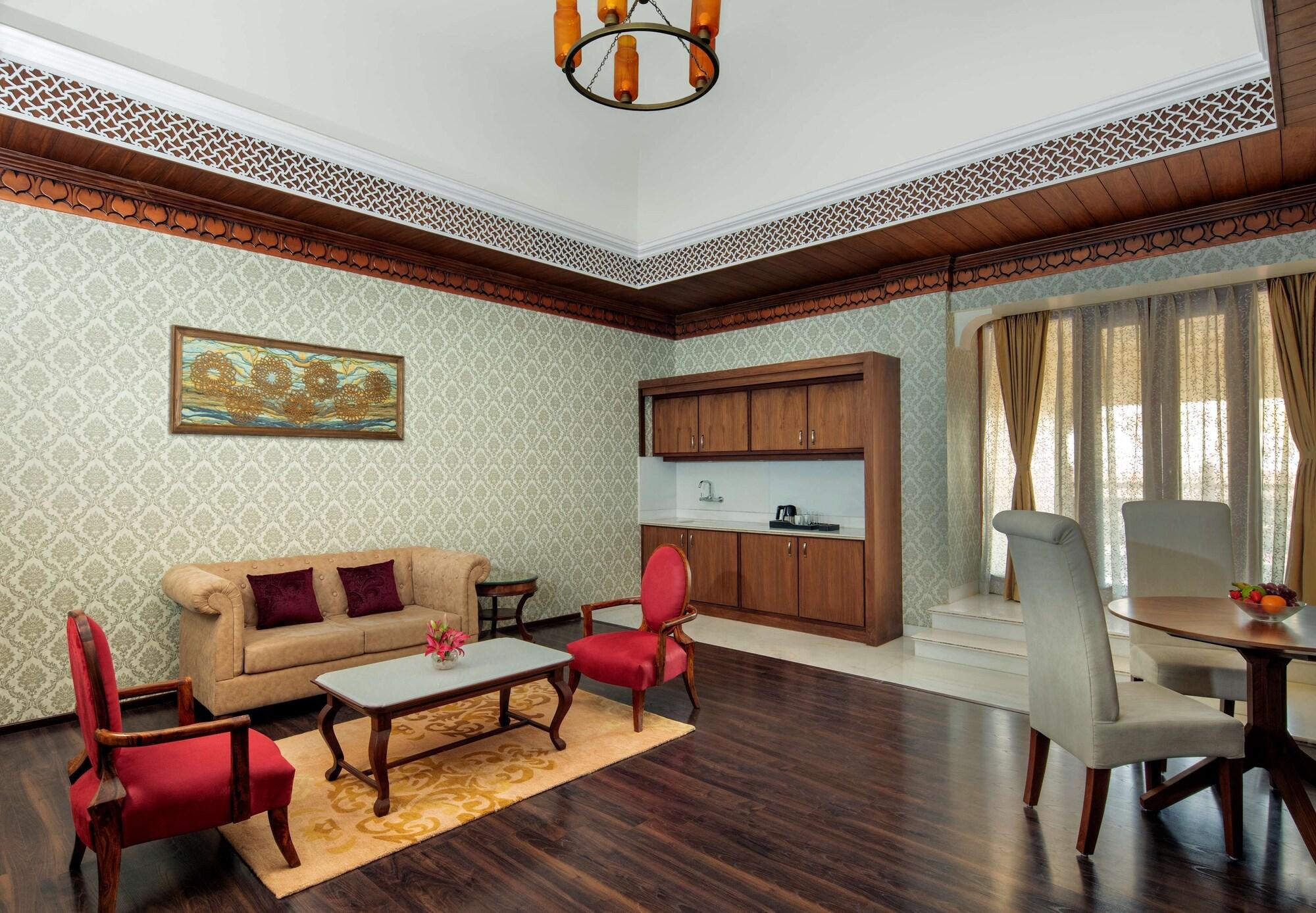 Radisson Jodhpur Hotel Jodhpur  Luaran gambar A suite at the Taj Bengal